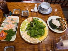 -Hoang Yen Vietnamese Cuisine
