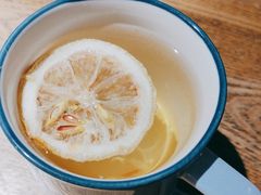 -蜜桃餐厅·伴山(湖滨商业街店)