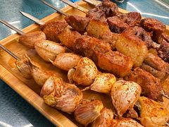 -乡村馕坑肉·烧烤·新疆菜·本地人更爱吃(阿勒泰首店)