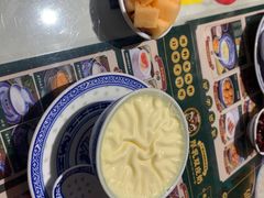 -广信牛奶甜品世家(台东店)