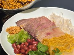 -麻六记(凤凰汇店)