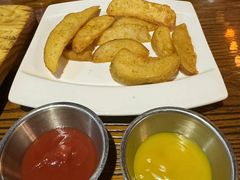 -炸鸡情侣韩式料理(中央大街店)