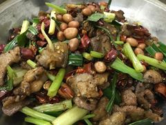 干锅香猪肉-香猪美食(中心店)