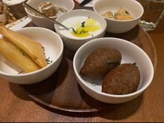 小吃拼盘-ELI FALAFEL Lebanese&Mediterranean黎巴嫩美食(富城路店)