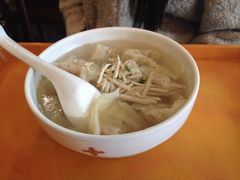 三鲜馄饨-王興記(中山路店)