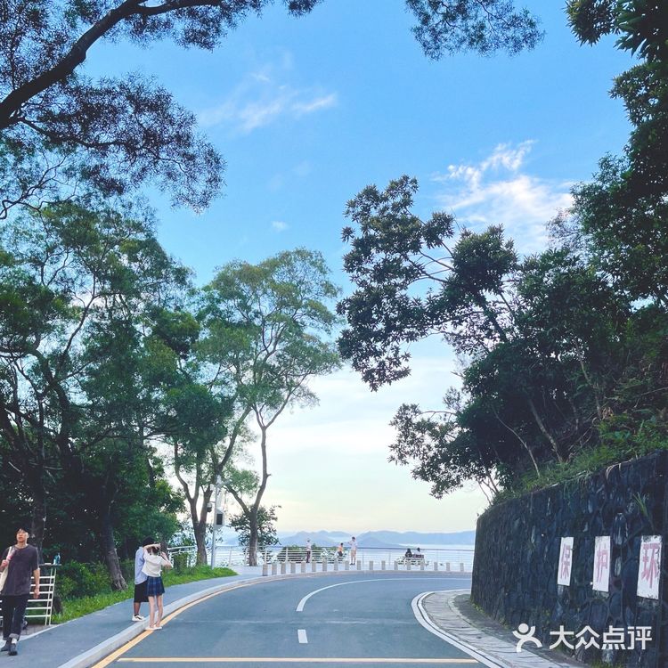 打卡恩上水库 遇见⛰️和🌊