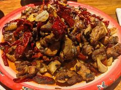 辣子鸡-柴窝堡22号辣子鸡·传承新疆菜