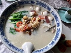 极品鱼头皇-山外山菜馆(玉泉路店)