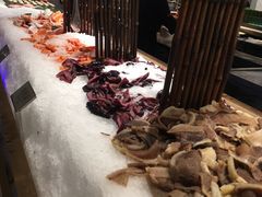 -诱货海鲜自助火锅(爱琴海购物公园东百店)