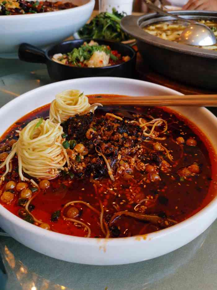 六六六酒楼(巴国城店)-"五一的家人聚会六六六风味酒楼离大渡口很.