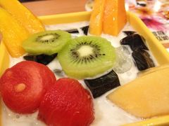 杂果凉粉-满记甜品(日月光二店)