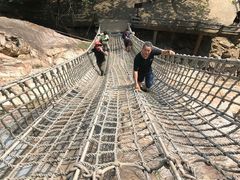 -天门沟九州驿站树上汤泉