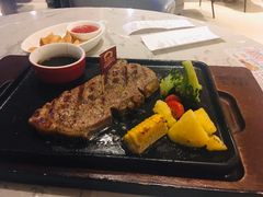 安格斯(ANGUS)厚切牛排-必胜客(港汇店)