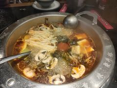 -井格重庆火锅(西直门凯德Mall店)