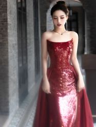 -不晚国际婚纱礼服