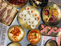 -草家酱蟹炭火烤肉店(珲春南路二店)