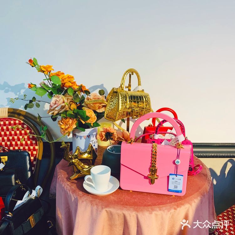 上海最值得一逛的中古店，小花