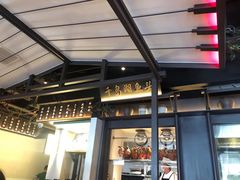 门面-上名堂·鱼头好吃(体育场路店)