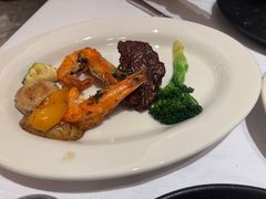 -马克西姆俄罗斯餐厅(通亚街店)