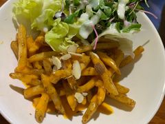 -BHC炸鸡(明洞总店)