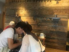 -星巴克(武康路店)