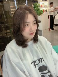 -AYO SALON