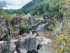 -百里山水画廊乌龙峡谷