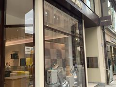 -Rimowa(玛丽恩广场店)