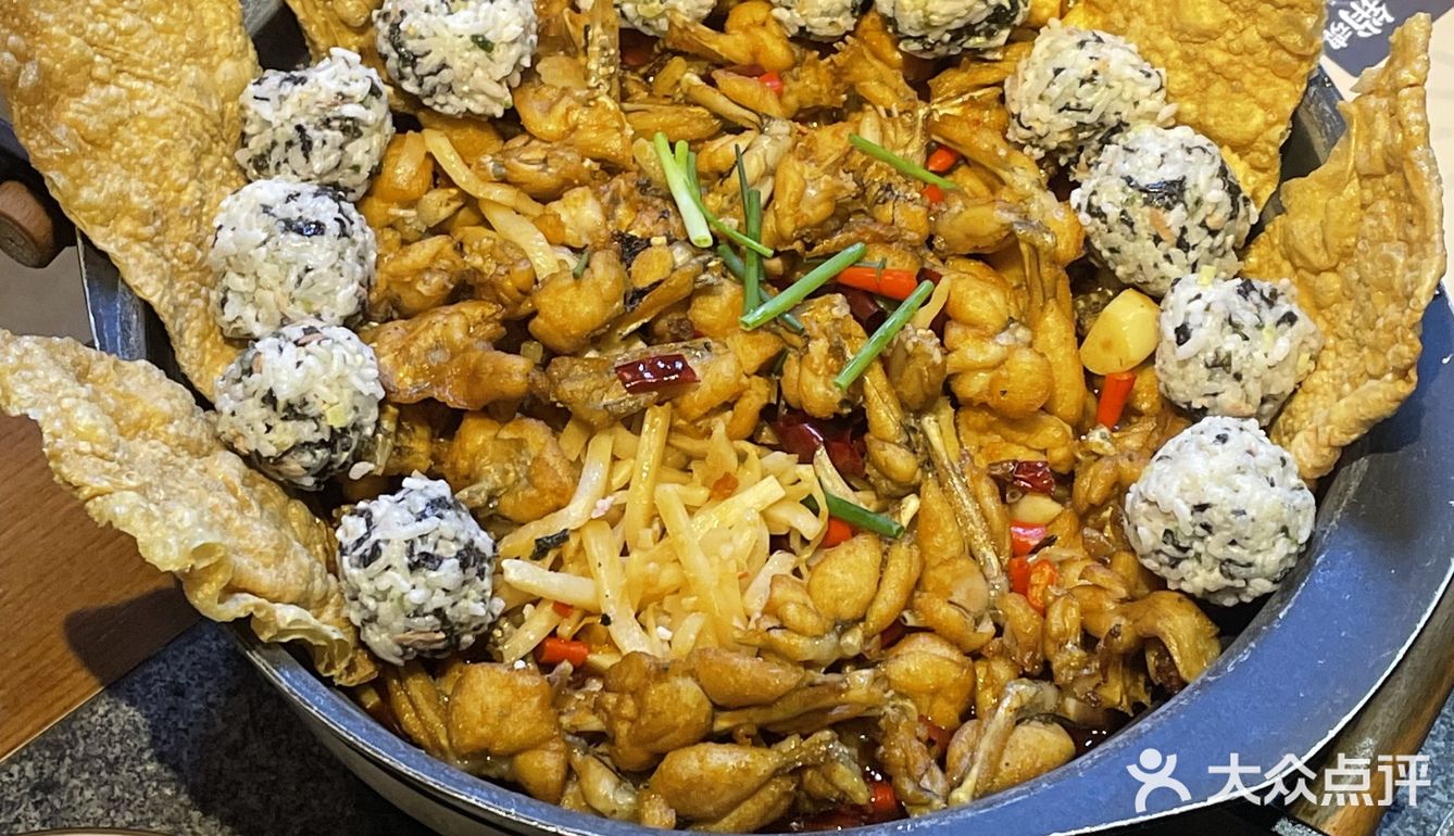 香晕我了😭还有人没吃过这锅螺蛳粉牛蛙吗