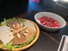 黑豆腐拼盘-大隐·成都火锅Bistro(合生麒麟新天地店)