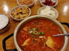 -金北顺大锅家(신사본점)
