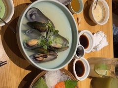 -花和海鲜自助(梅江店)