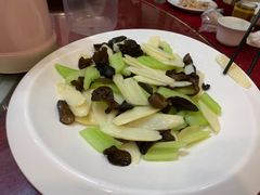 -隆都四季香饭店(碧海路店)