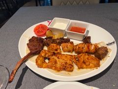 -Efes Turkish & Mediterranean Cuisine 艾菲斯餐厅(陆家嘴店)