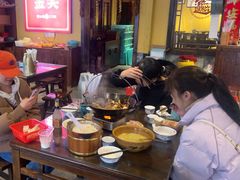 -富正毅三下锅·湘西韵味(天门山索道店)