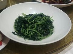 -上海小南国(仲盛世界商城店)