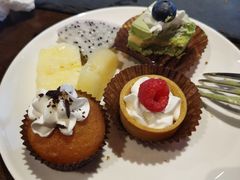 -上海滴水湖皇冠假日酒店