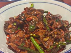 -荆九爷爆炒桥头三嫩(云南北路店)