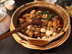 啫啫牛蛙煲-鹊玥·粤菜小馆(汇智国际商业中心店)
