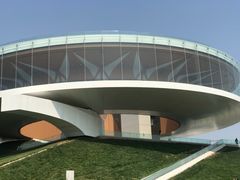 -郑东新区龙湖公共艺术中心