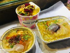 -花儿姐与战哥的美食档