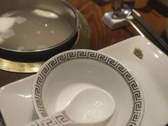 -泓炙颐凤鲜海鲜火锅料理(桐乡店)