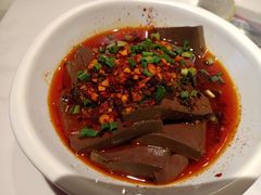-渝是乎川渝小炒(新世界百货望京店)