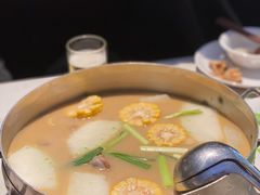 -肥仔文澳门猪骨煲(南京西路店)