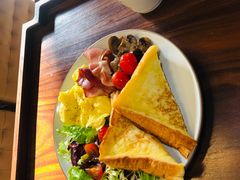 法式煎吐司早午餐-VESH COFFEE(定西路店)