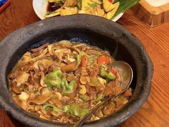 -老滇山寨•云南特色菜•地方菜•民族风情歌舞表演(金碧店)