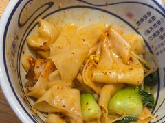 -陇上秦轩西安biangbiang面(EFC欧美金融商业城店)