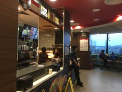 -麦当劳(展览路店)
