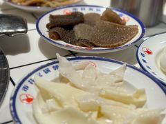 -贤合庄卤味自助火锅(新都汇店)