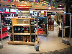 -中免(澳门机场免税店)